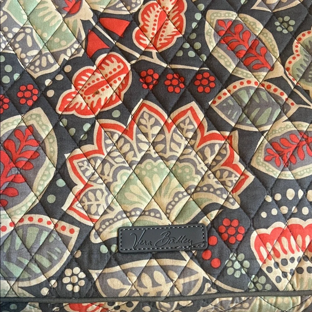 Vera Bradley Quilted Sleeve in Nomadic Floral